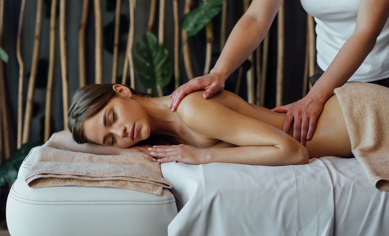 Give your body a complete immersion in the atmosphere of relaxation!
