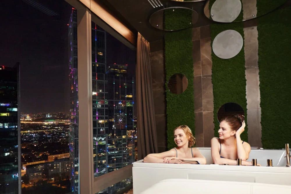 Куда сходить ночью в Москве